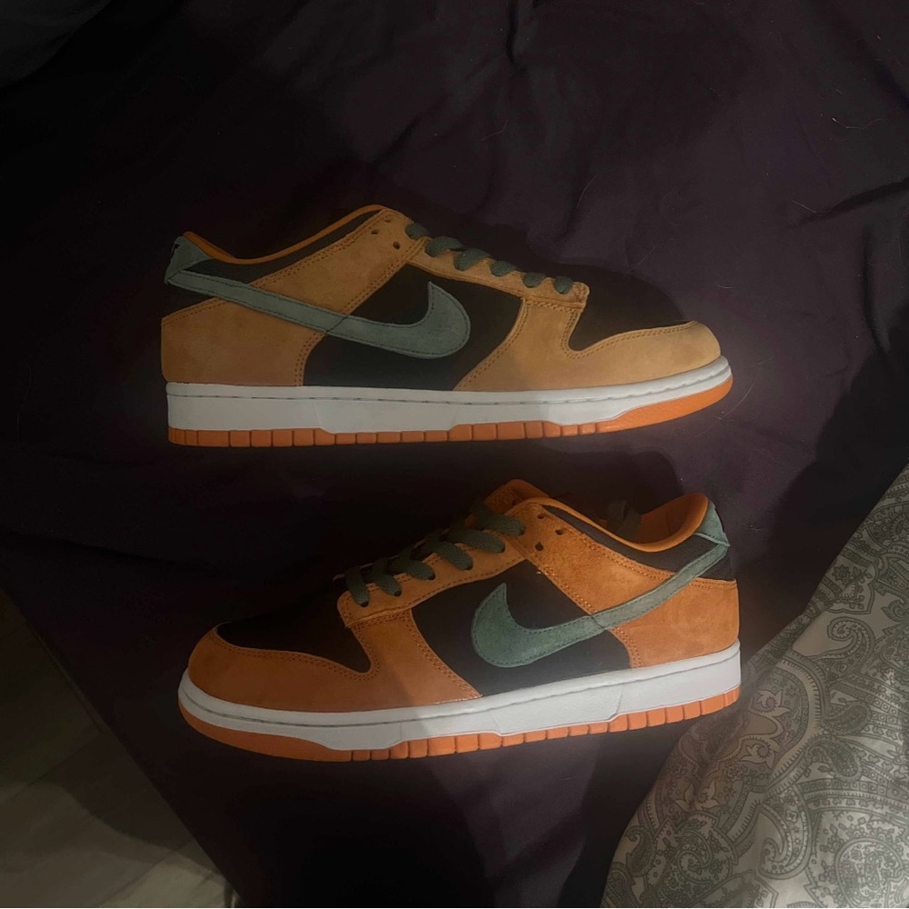 Nike Dunk low Retro ceramic (2020) Size 9.5 men’s used like new in box.
